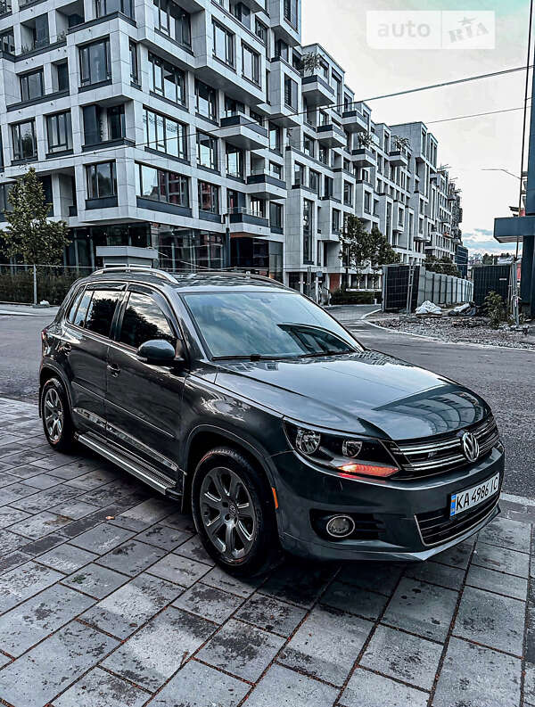 Внедорожник / Кроссовер Volkswagen Tiguan 2016 в Киеве