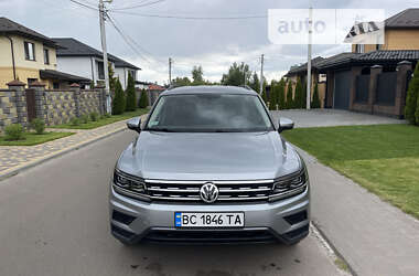 Внедорожник / Кроссовер Volkswagen Tiguan 2020 в Киеве