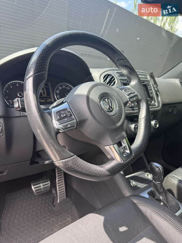 Внедорожник / Кроссовер Volkswagen Tiguan 2014 в Кривом Роге