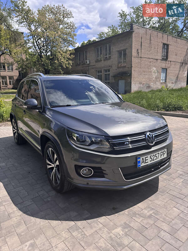 Внедорожник / Кроссовер Volkswagen Tiguan 2014 в Кривом Роге