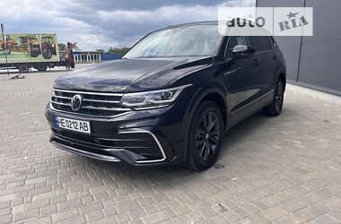 Внедорожник / Кроссовер Volkswagen Tiguan 2021 в Одессе