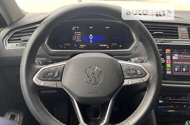 Внедорожник / Кроссовер Volkswagen Tiguan 2021 в Одессе