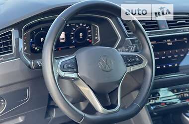 Позашляховик / Кросовер Volkswagen Tiguan 2020 в Рівному