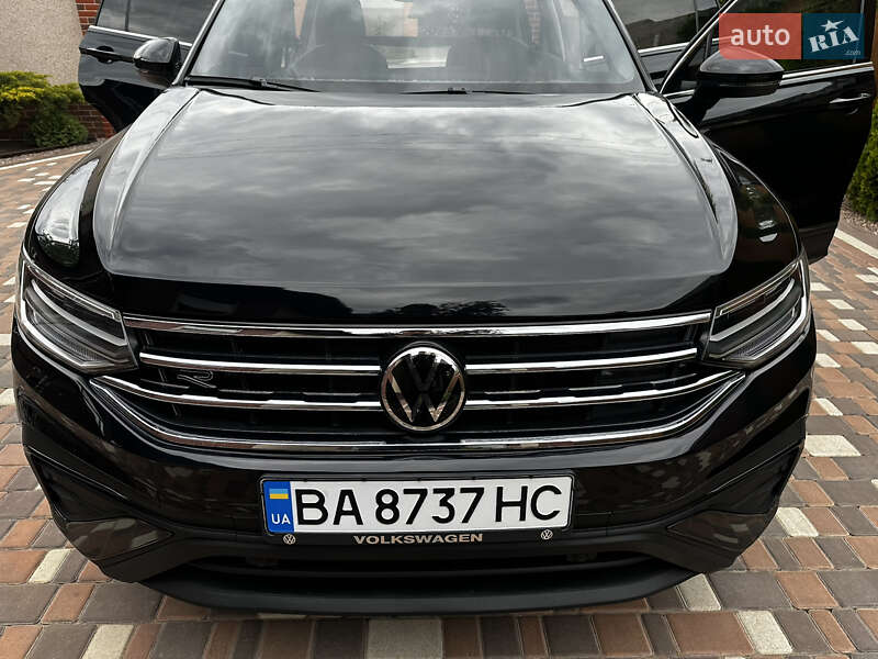 Позашляховик / Кросовер Volkswagen Tiguan 2021 в Кропивницькому