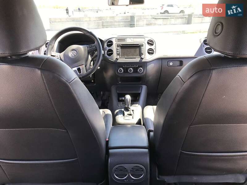 Позашляховик / Кросовер Volkswagen Tiguan 2010 в Львові фото 19 Позашляховик / Кросовер Volkswagen Tiguan 2010 в Львові