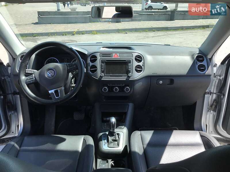 Позашляховик / Кросовер Volkswagen Tiguan 2010 в Львові фото 20 Позашляховик / Кросовер Volkswagen Tiguan 2010 в Львові