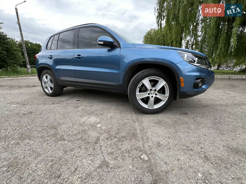 Внедорожник / Кроссовер Volkswagen Tiguan 2017 в Ивано-Франковске