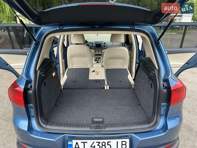 Внедорожник / Кроссовер Volkswagen Tiguan 2017 в Ивано-Франковске