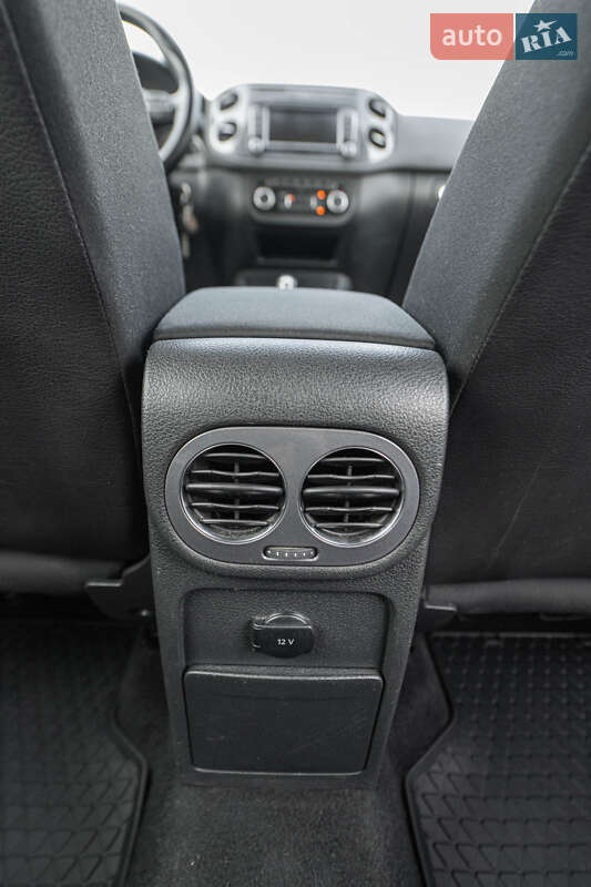 Внедорожник / Кроссовер Volkswagen Tiguan 2013 в Львове