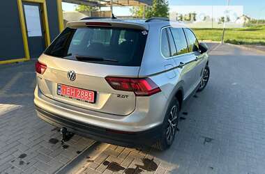 Внедорожник / Кроссовер Volkswagen Tiguan 2019 в Черновцах