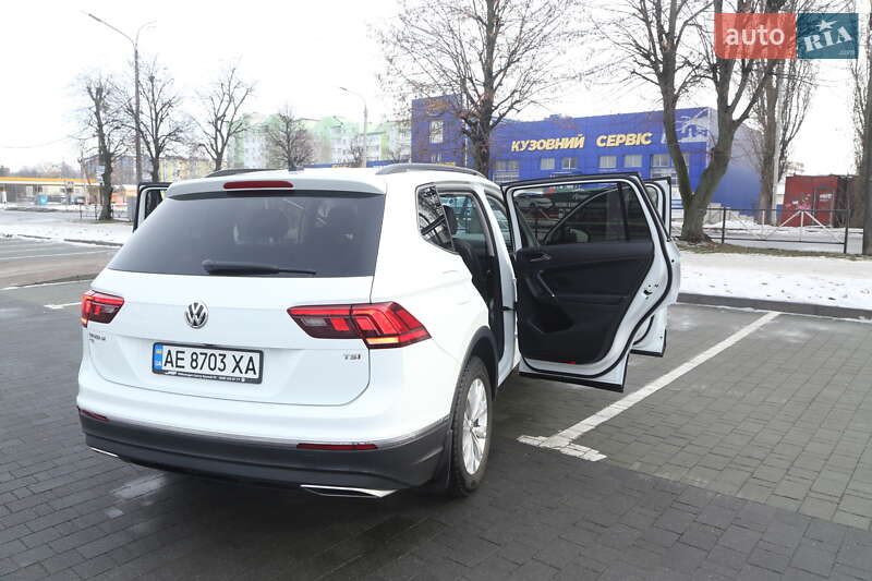 Внедорожник / Кроссовер Volkswagen Tiguan 2017 в Хмельницком фото 30 Внедорожник / Кроссовер Volkswagen Tiguan 2017 в Хмельницком