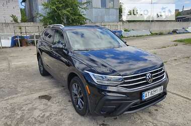 Позашляховик / Кросовер Volkswagen Tiguan 2022 в Івано-Франківську