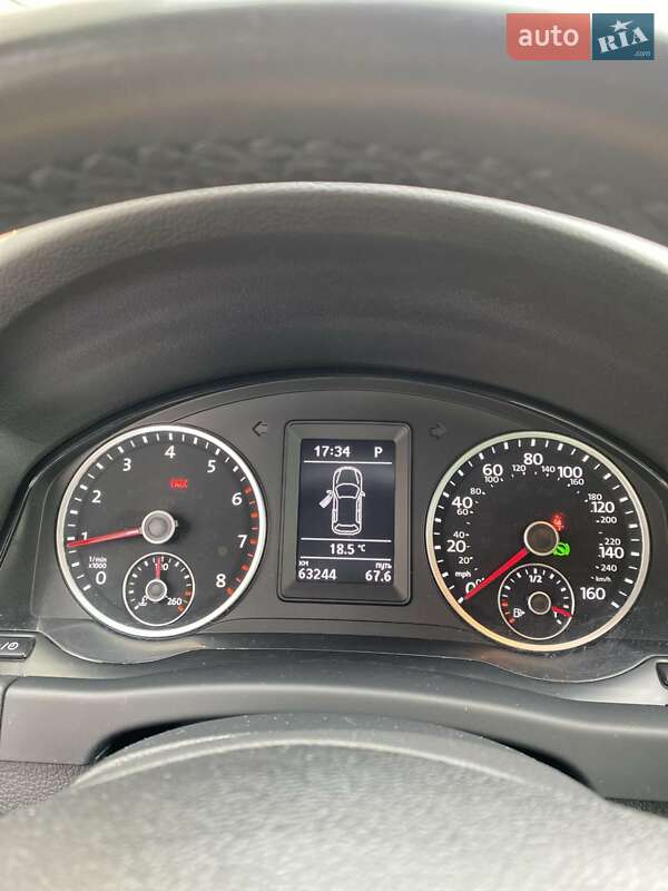 Внедорожник / Кроссовер Volkswagen Tiguan 2017 в Надворной