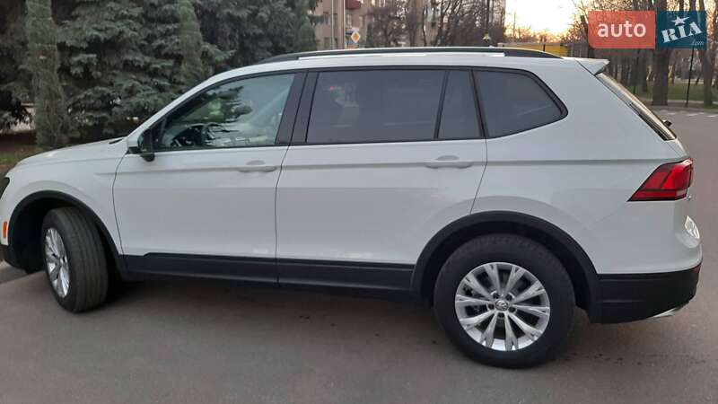 Внедорожник / Кроссовер Volkswagen Tiguan 2018 в Харькове