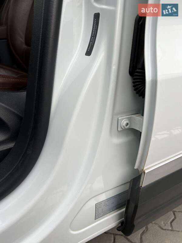 Внедорожник / Кроссовер Volkswagen Tiguan 2015 в Луцке