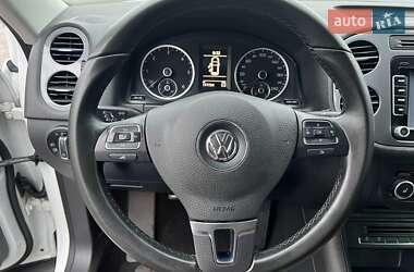 Внедорожник / Кроссовер Volkswagen Tiguan 2015 в Луцке