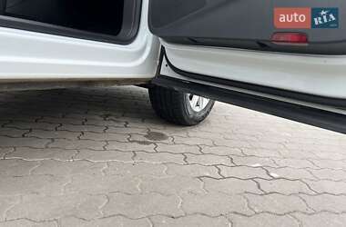 Внедорожник / Кроссовер Volkswagen Tiguan 2015 в Луцке