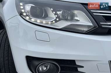 Внедорожник / Кроссовер Volkswagen Tiguan 2015 в Луцке