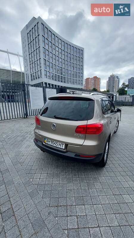 Внедорожник / Кроссовер Volkswagen Tiguan 2012 в Киеве