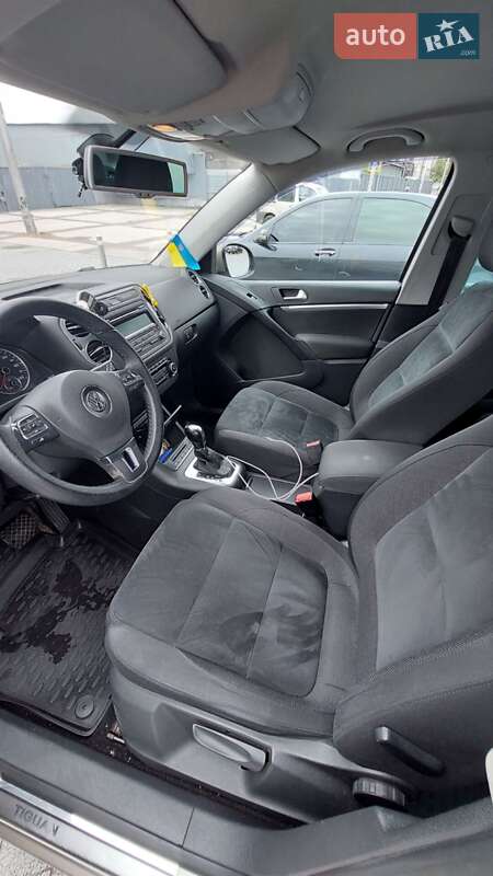 Внедорожник / Кроссовер Volkswagen Tiguan 2012 в Киеве