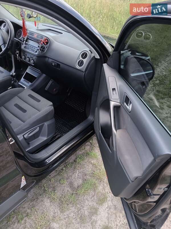 Внедорожник / Кроссовер Volkswagen Tiguan 2008 в Львове