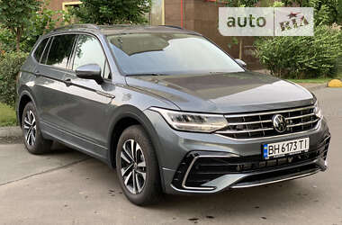 Volkswagen Tiguan 2022