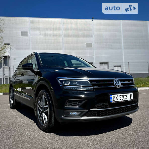 Позашляховик / Кросовер Volkswagen Tiguan 2017 в Києві