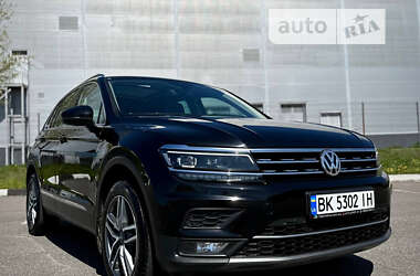 Позашляховик / Кросовер Volkswagen Tiguan 2017 в Києві