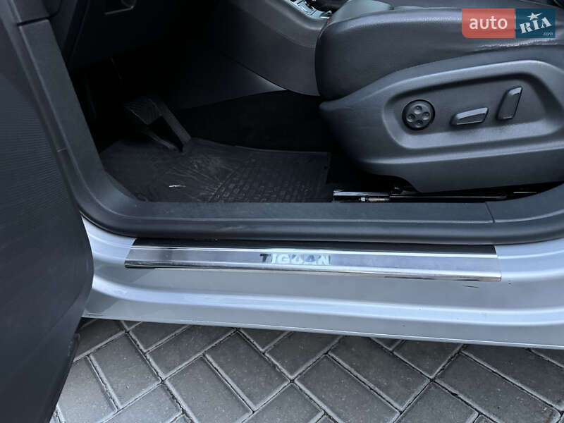 Позашляховик / Кросовер Volkswagen Tiguan 2015 в Черкасах