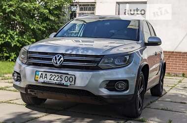 Volkswagen Tiguan 2015