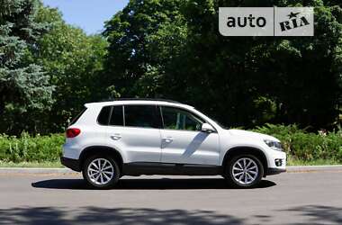 Внедорожник / Кроссовер Volkswagen Tiguan 2014 в Черкассах