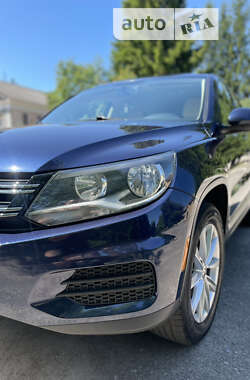 Позашляховик / Кросовер Volkswagen Tiguan 2013 в Києві