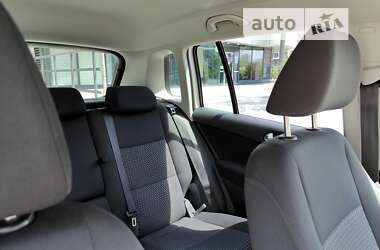 Внедорожник / Кроссовер Volkswagen Tiguan 2010 в Киеве