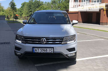 Внедорожник / Кроссовер Volkswagen Tiguan 2018 в Ивано-Франковске