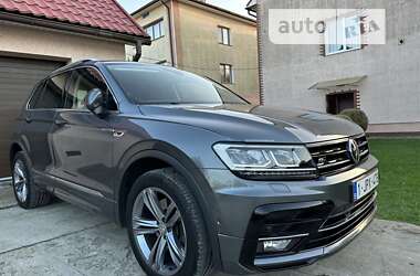 Позашляховик / Кросовер Volkswagen Tiguan 2018 в Івано-Франківську