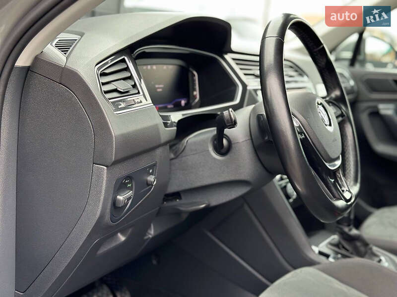 Внедорожник / Кроссовер Volkswagen Tiguan 2020 в Тернополе