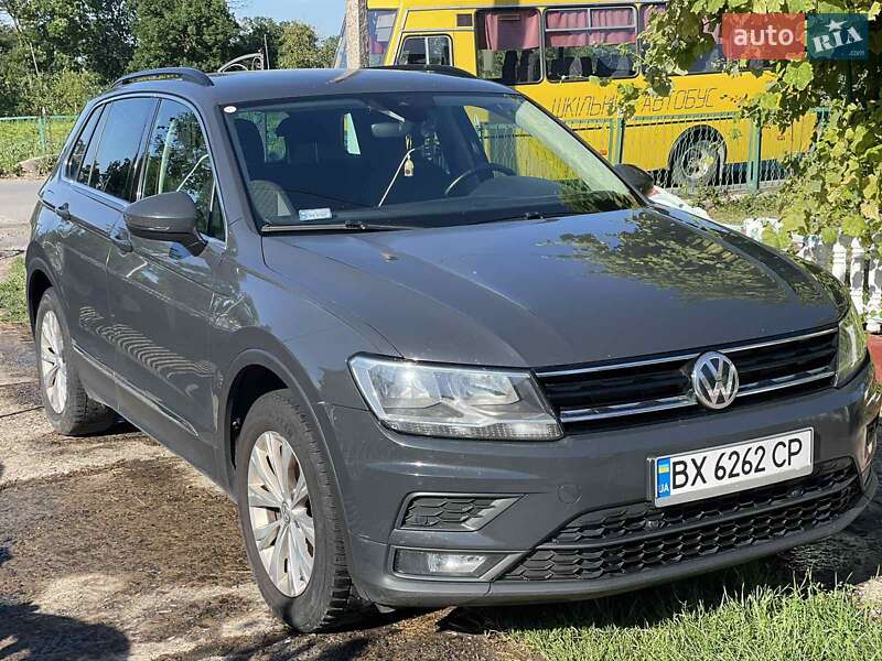 Внедорожник / Кроссовер Volkswagen Tiguan 2018 в Теофиполе