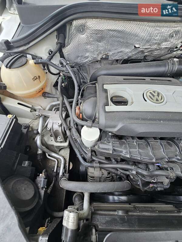 Внедорожник / Кроссовер Volkswagen Tiguan 2011 в Львове