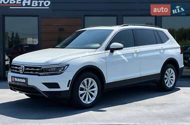 Внедорожник / Кроссовер Volkswagen Tiguan 2018 в Ровно