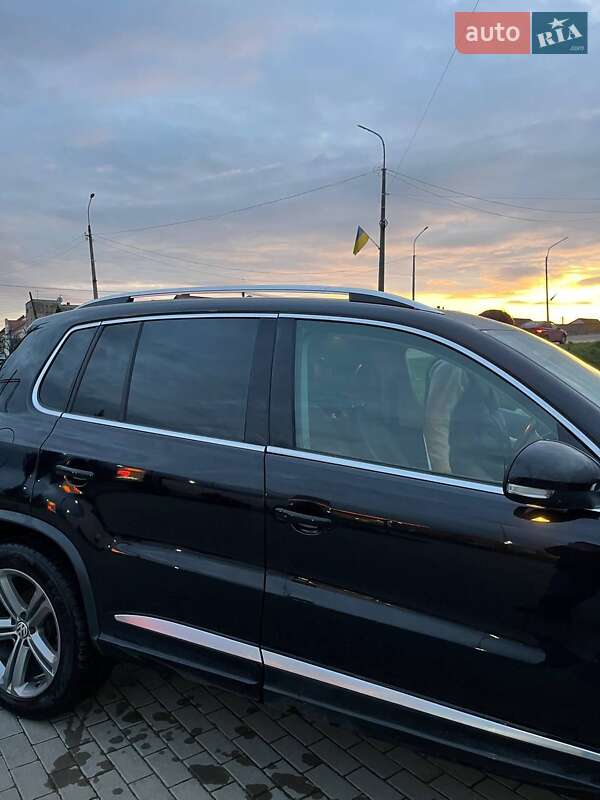 Внедорожник / Кроссовер Volkswagen Tiguan 2016 в Мукачево
