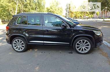 Позашляховик / Кросовер Volkswagen Tiguan 2010 в Коломаках