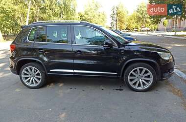 Внедорожник / Кроссовер Volkswagen Tiguan 2010 в 