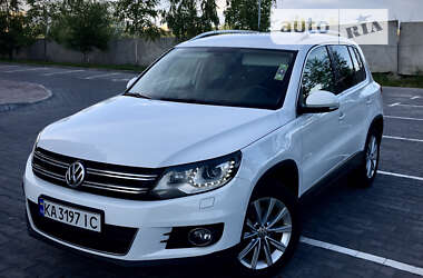 Внедорожник / Кроссовер Volkswagen Tiguan 2014 в Киеве