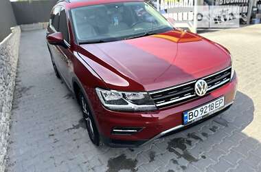 Внедорожник / Кроссовер Volkswagen Tiguan 2018 в Тернополе