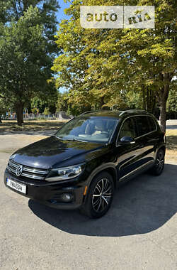 Позашляховик / Кросовер Volkswagen Tiguan 2012 в Полтаві