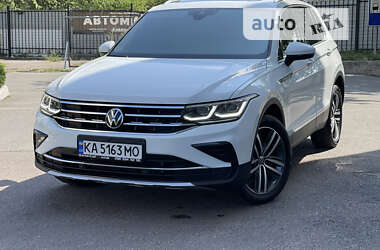 Позашляховик / Кросовер Volkswagen Tiguan 2022 в Києві