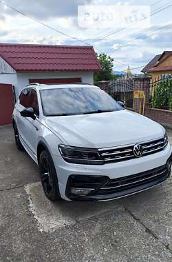 Внедорожник / Кроссовер Volkswagen Tiguan 2019 в Марковой