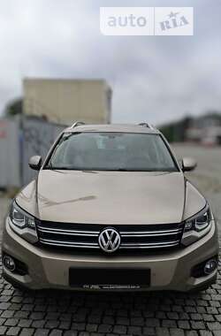 Внедорожник / Кроссовер Volkswagen Tiguan 2013 в Киеве