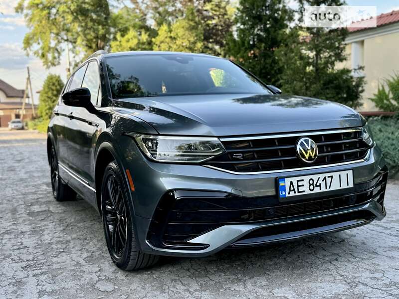 Внедорожник / Кроссовер Volkswagen Tiguan 2021 в Каменском