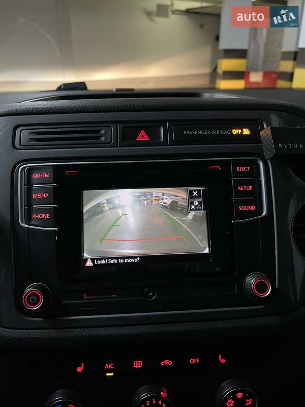 Внедорожник / Кроссовер Volkswagen Tiguan 2015 в Киеве